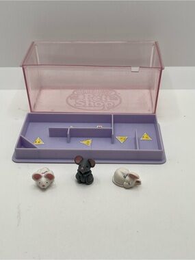Kenner LPS 1992  Marching White/black Mice w Magic Maze Playset No Cheese